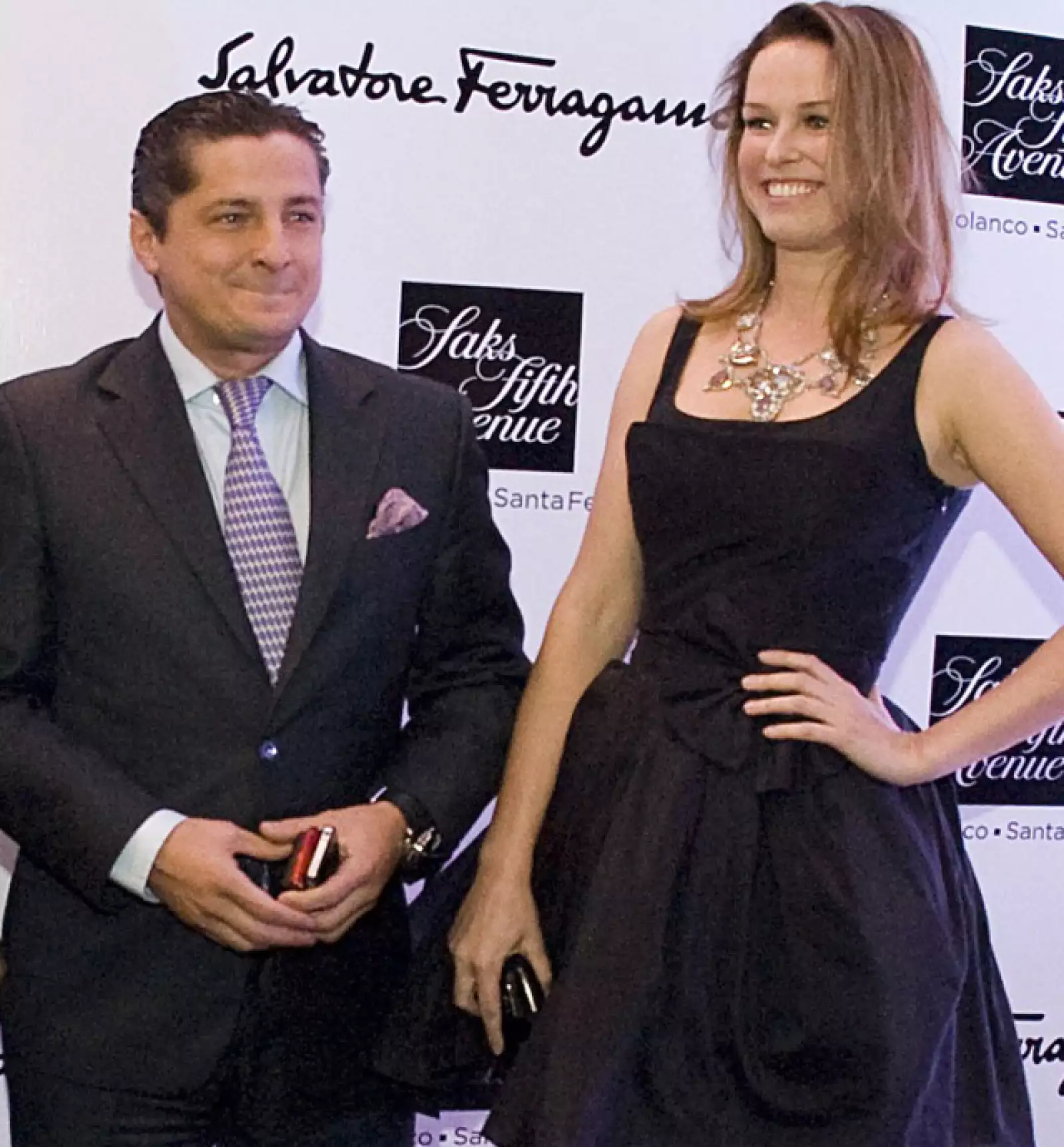 El empresario y la modelo se conocieron hace 10 años, pero ambos tenían pareja. Fue hasta hace poco más de año y medio que comenzaron su relación.