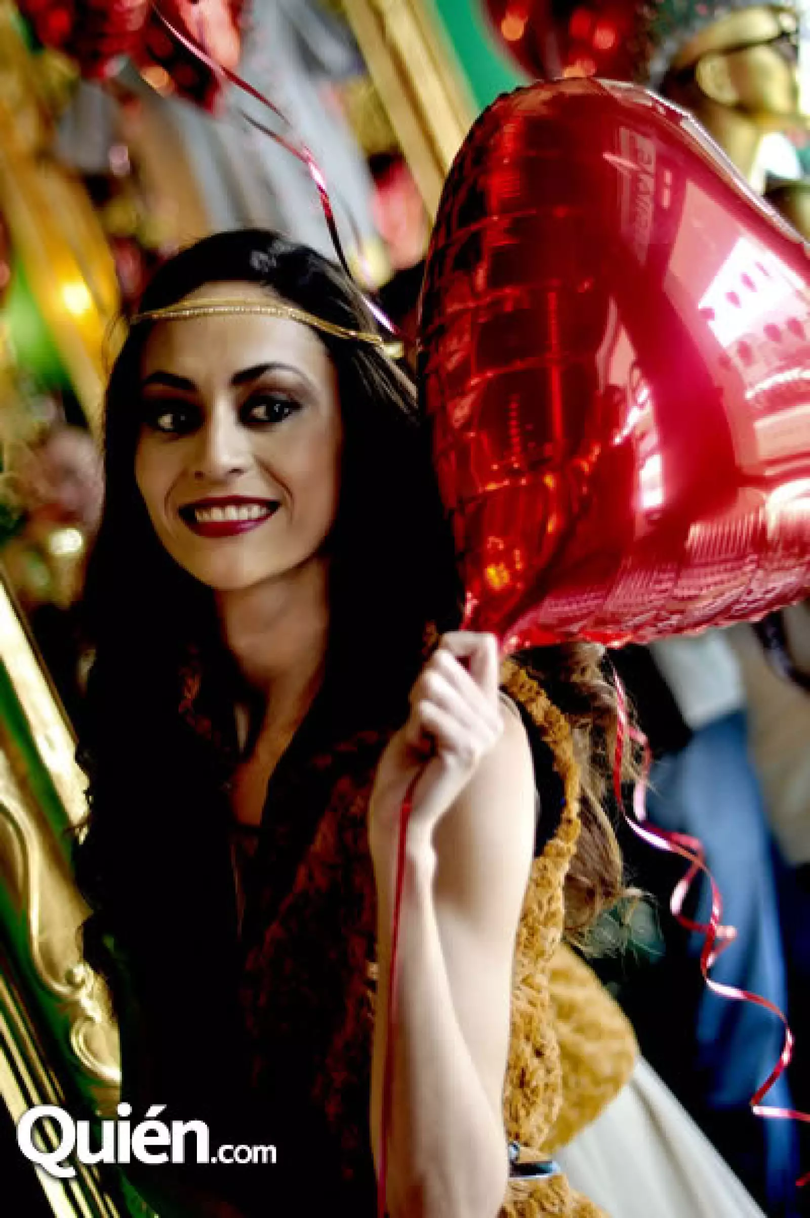 Jazmín Aldaz en Hellove