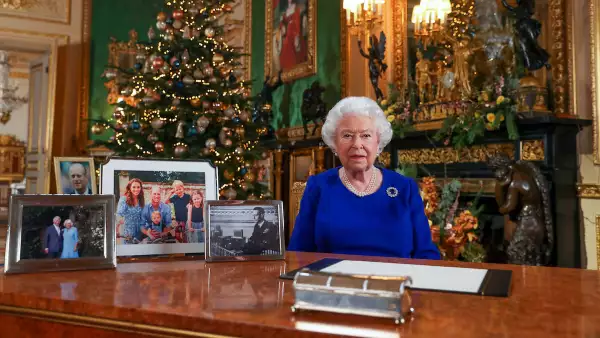 Reina Isabel II