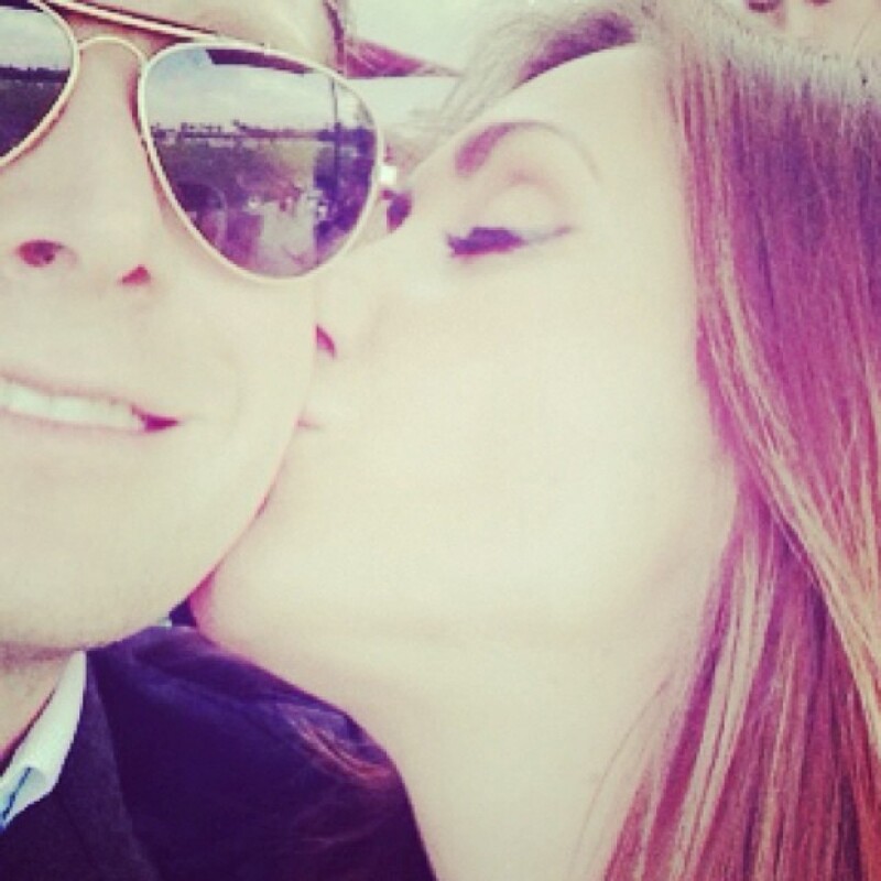 Anahí aprovecha las redes para presumir el amor que siente por su novio Manuel Velasco.