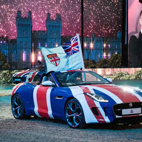 La fiesta fue todo un espectáculo, con caballos, autos y banderas por doquier.