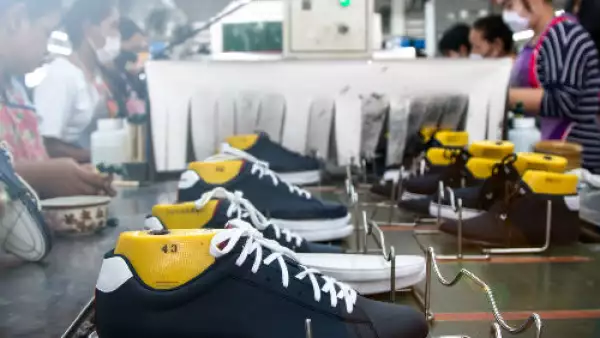 f�brica de zapatos 2