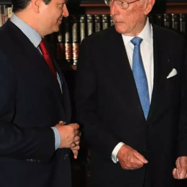 Miguel Alemán Magnani,Jean Berthelot