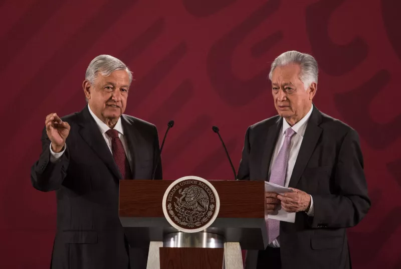 La reforma de AMLO presentada por el presidente y Manuel Bartlett