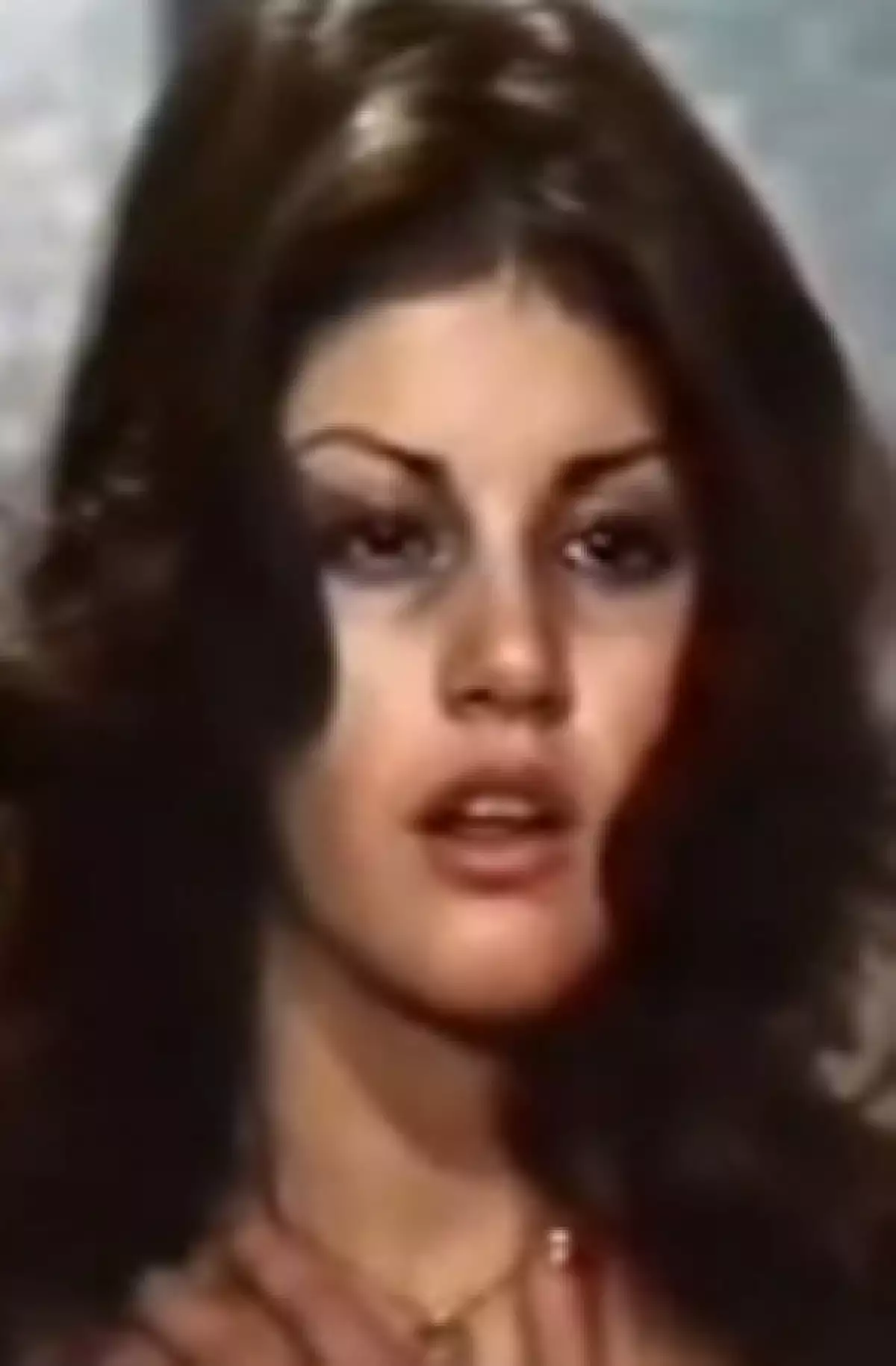 El día de hoy se dio a conocer que Valeria Pani de 57 años fue asesinada tras ser apuñalada en un asalto. Ella actuó en la película "Patrullero 777" en 1978 junto a "Cantinflas".