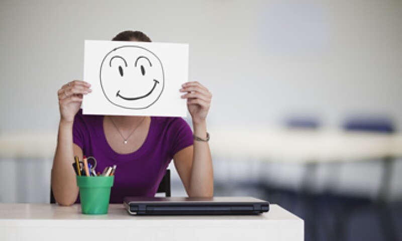 El futuro profesionista debe entender que trabajar duro no garantiza la satisfacción laboral.(Foto: Getty Images)