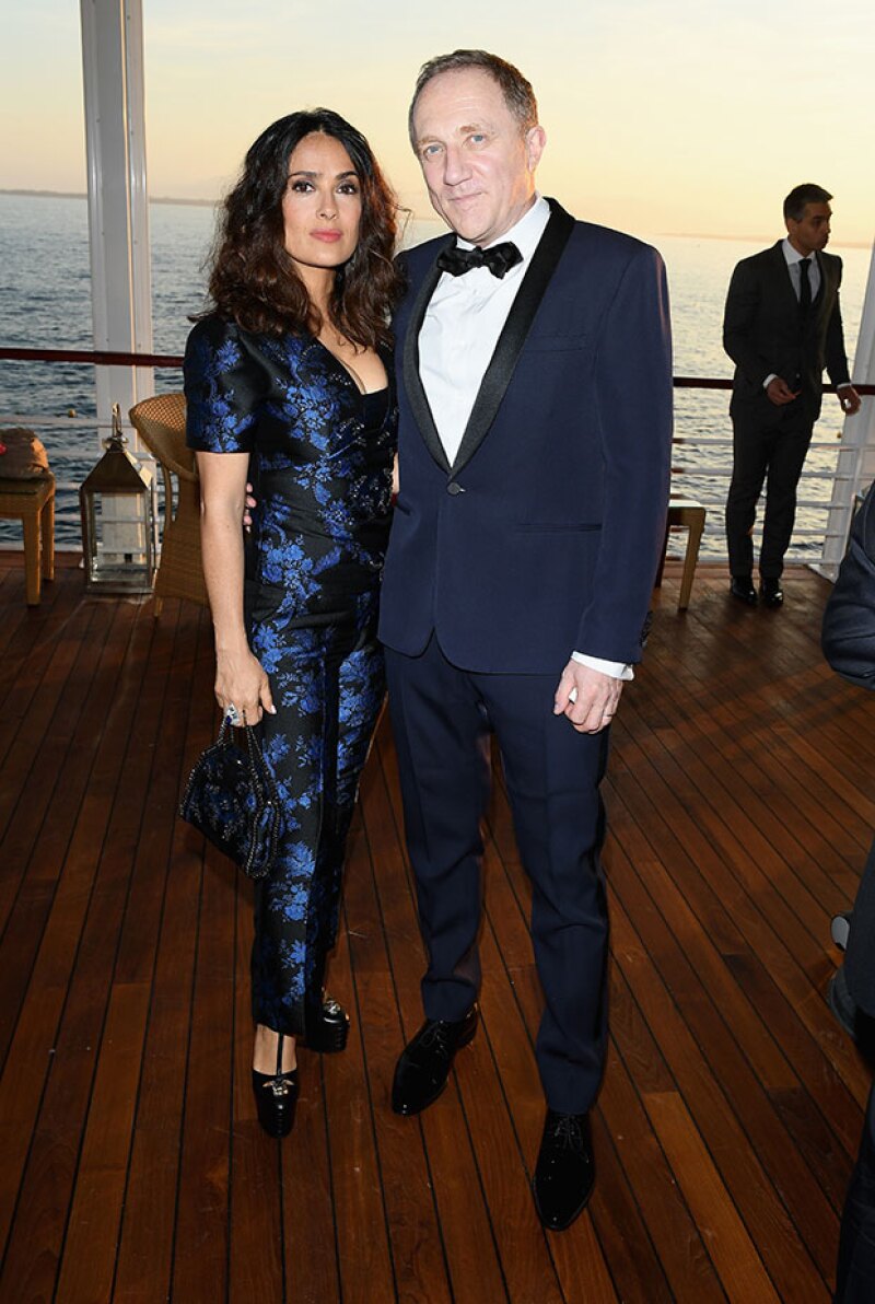 Salma y Pinaul en la fiesta de Vanity Fair y Chopard celebrada el sábado en el marco del festival de cine.