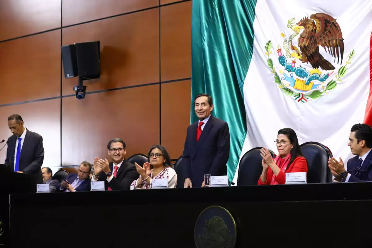 Rogelio Ramírez de la O entrega el Paquete 2024, garantiza “transición ordenada”