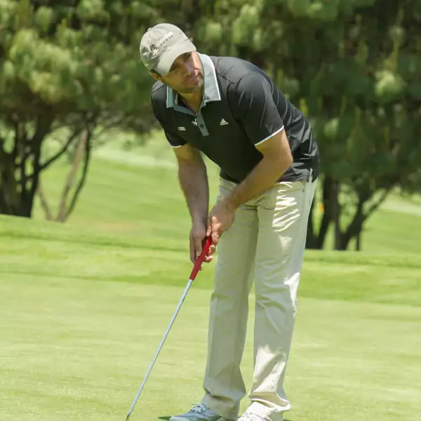 Primer torneo de masters de golf by Maestro Dobel