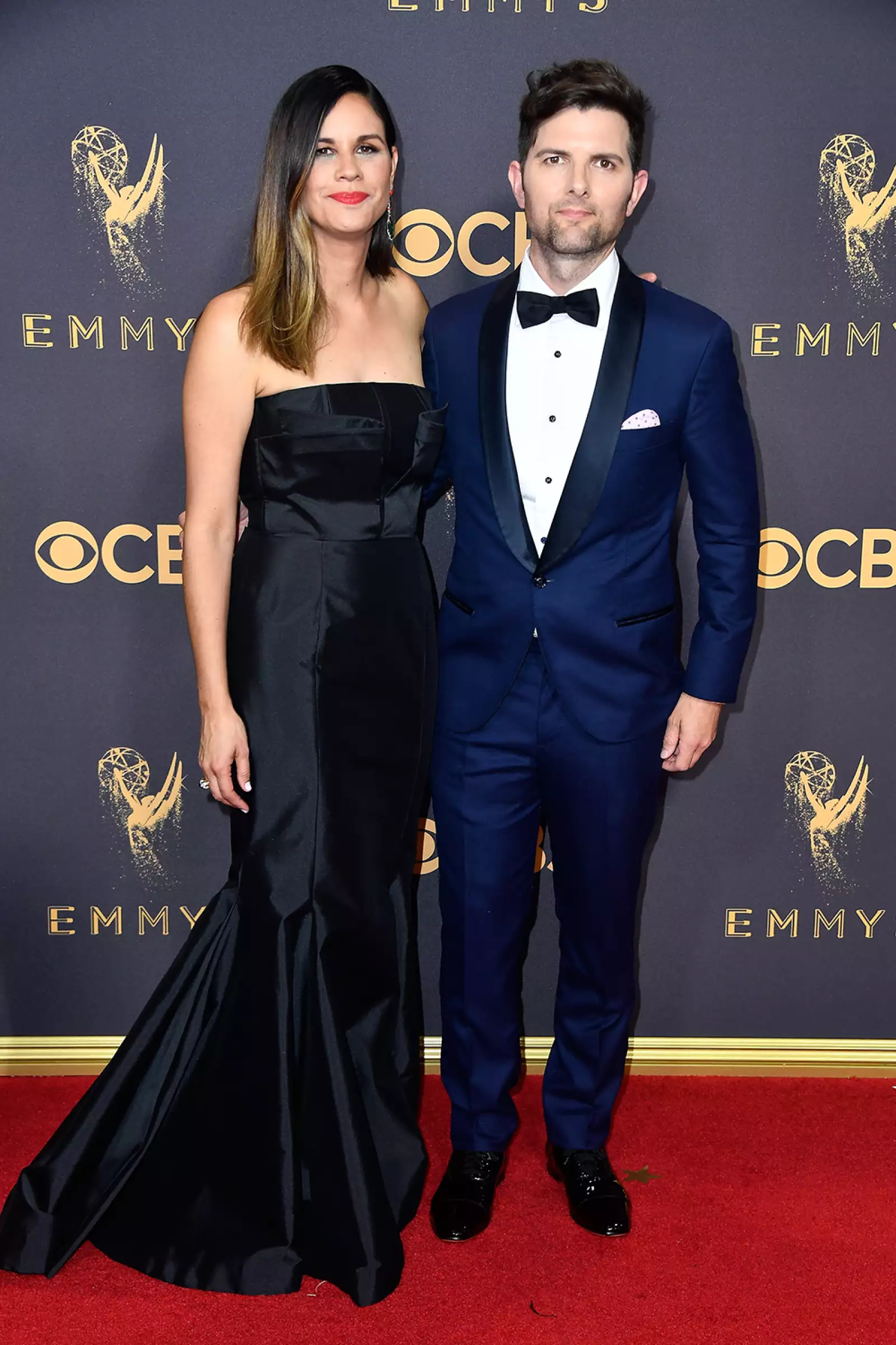 Naomi Scott y Adam Scott