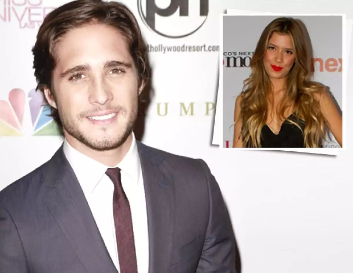 En una entrevista concedida para el programa `Todo para la mujer´de Maxine Woodside, el actor de `La era del rock´aseguró que está interesado en la hija de Luis Miguel pero ella no lo `pela´.