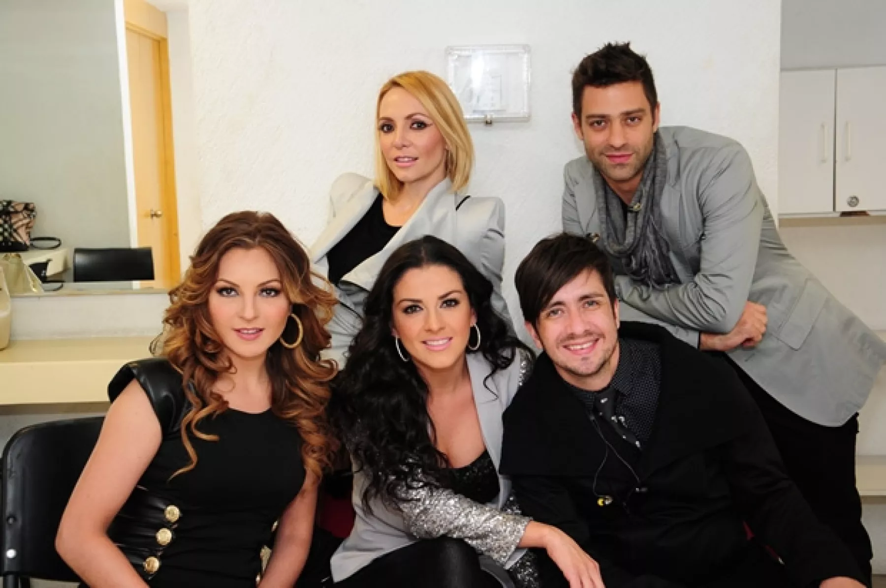 Lidia Ávila, Érika Zaba, Mariana Ochoa, Óscar Schwebel y Ari Borovoy.