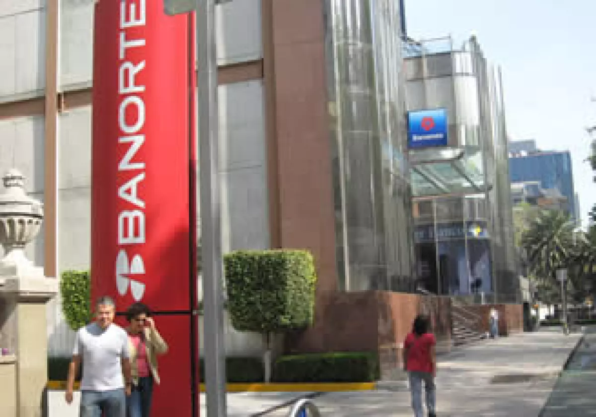 La inscripción de las acciones emitidas por GFNORTE fue autorizada por la Comisión Nacional Bancaria y de Valores. (Foto: CNNExpansión.com)