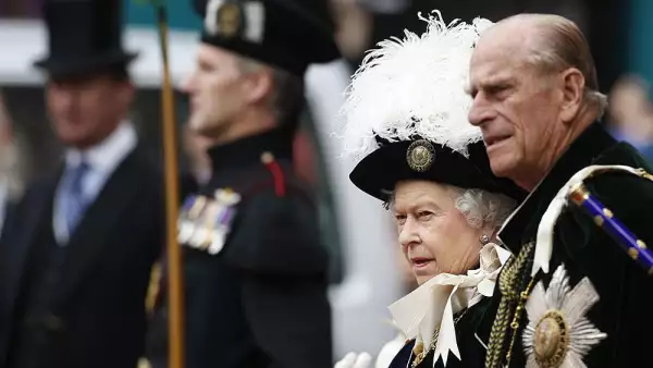 Duque de Edimburgo y la reina Isabel II