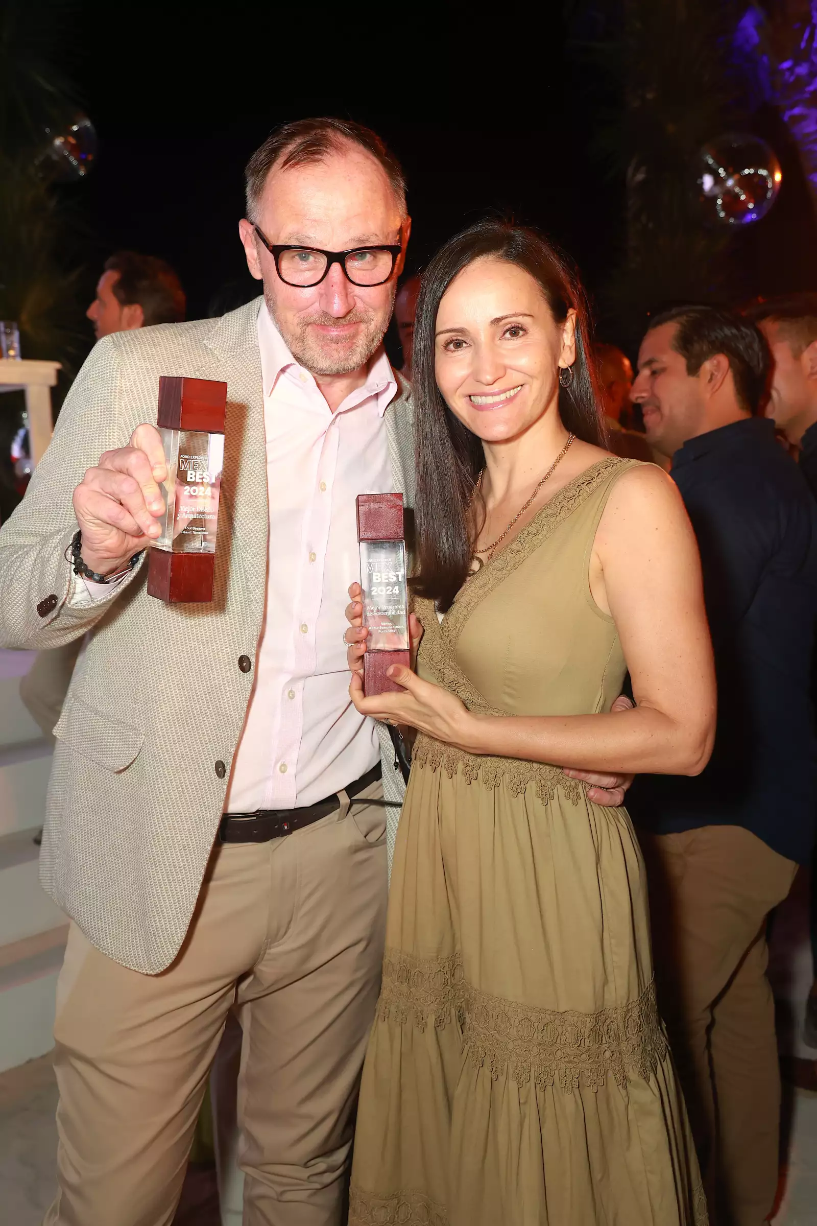 Herbert Fucho y Vanessa García