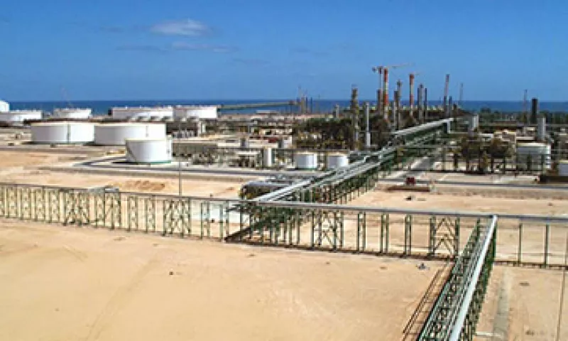 Libia podría duplicar su producción de petróleo con la inversión adecuada de firmas internacionales. (Foto: Cortesía CNNMoney)