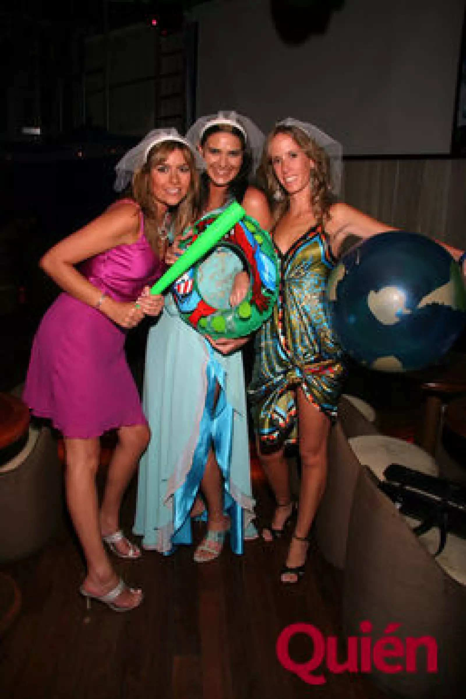 Samantha Martin, Claire Trad, María Negrete.