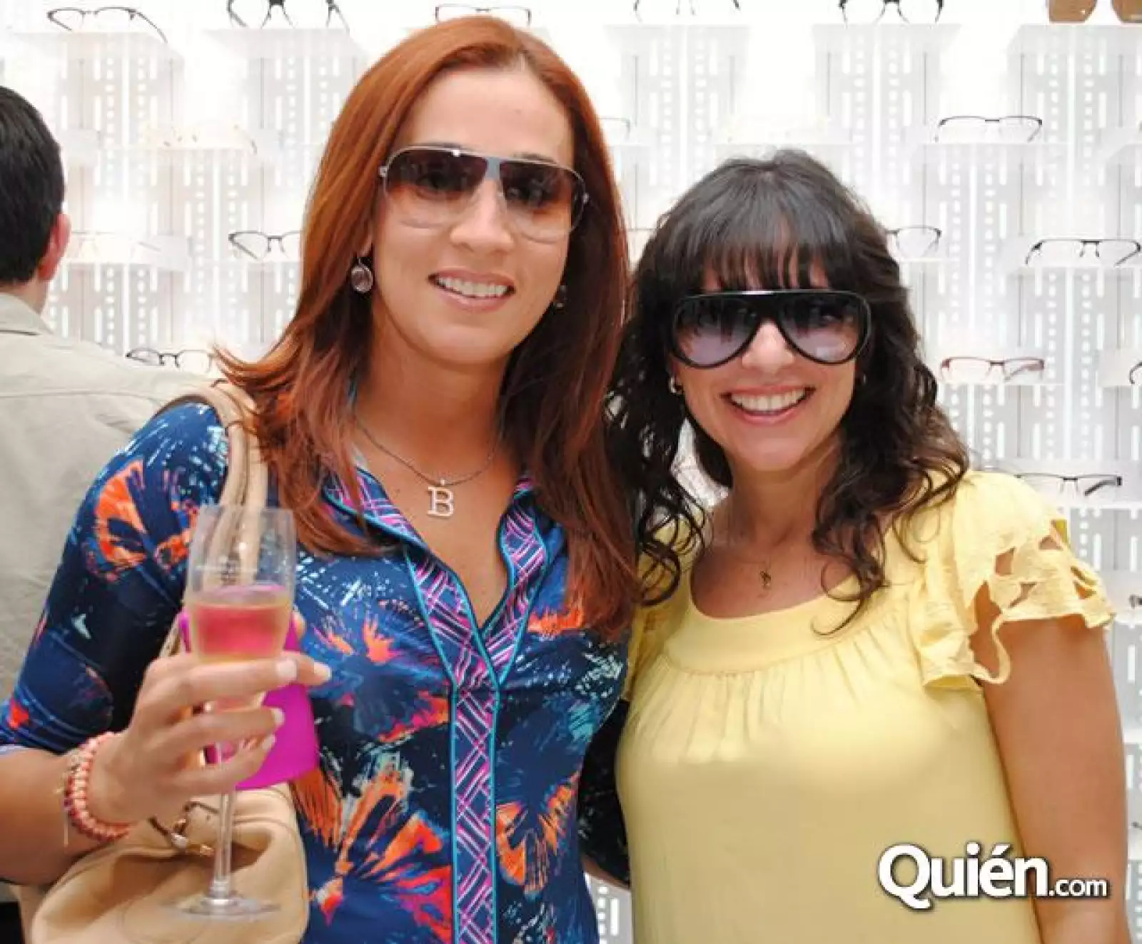 PRESENTACIÓN DE MYKITA