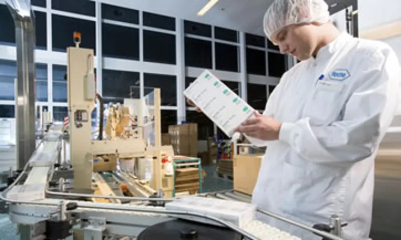 Roche también hizo cambios en su dirección: Jean-Jacques Garaud, su jefe de investigación farmacéutica, dejará la compañía esta semana.  (Foto: AP)