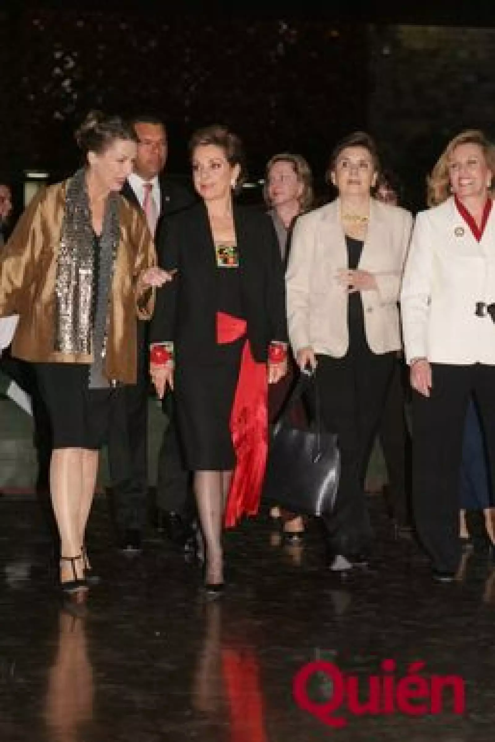 Marie Therese Arango, Marta Sahagún, Kena Moreno, Sari Bermúdez