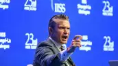 El Secretario de Defensa de los Estados Unidos, Pete Hegseth, habla durante una sesión plenaria de la 23a cumbre de Diálogo Shangri-La en Singapur el 30 de mayo de 2026.