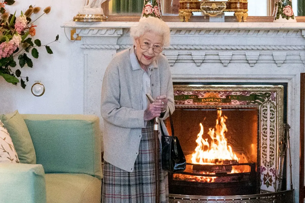 reina-isabel-ii