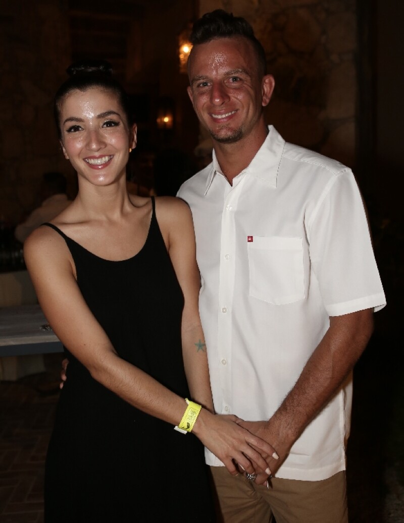 Eréndira Ibarra disfrutó junto a su esposo la velada en un lujoso hotel de Cabo San Lucas.