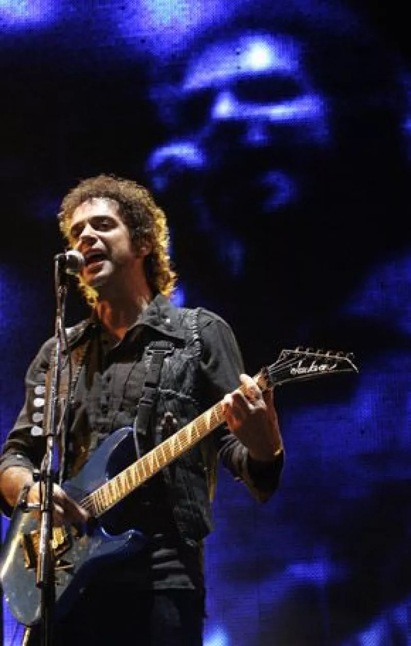 El cantante argentino presenta su quinto álbum de estudio y el primero desde su gira de reencuentro con Soda Stereo.