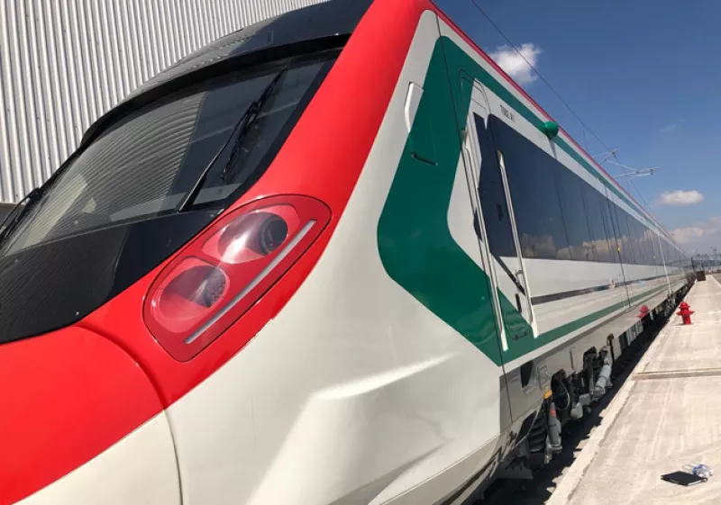tren mexico toluca