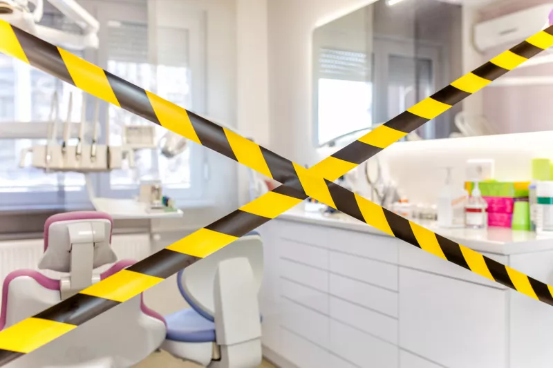 Falta vigilancia sanitaria para médicos y consultorios