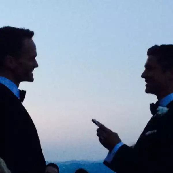 Más allá de su boda, es inspirador ver la complicidad entre Neil Patrick Harris y David Burtka.