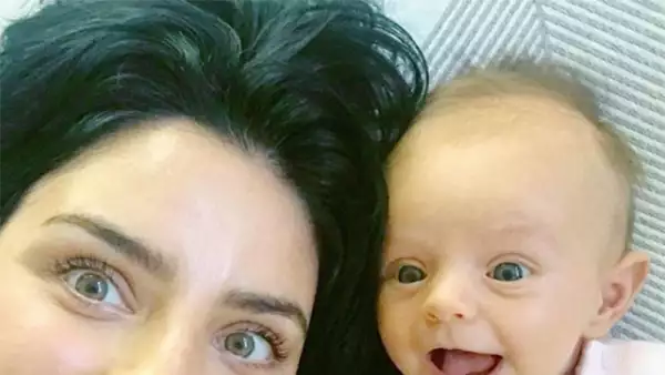 Aislinn Derbez y Kai Ochmann