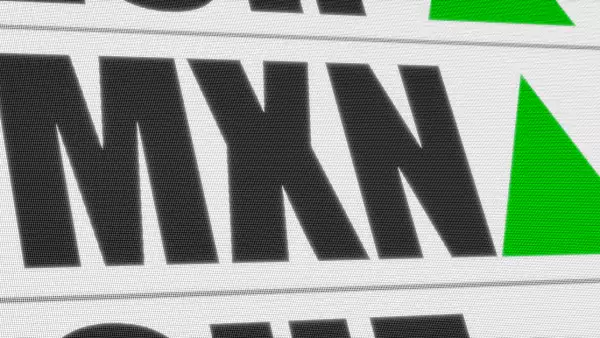 Peso se aprecia tras dato de inflación