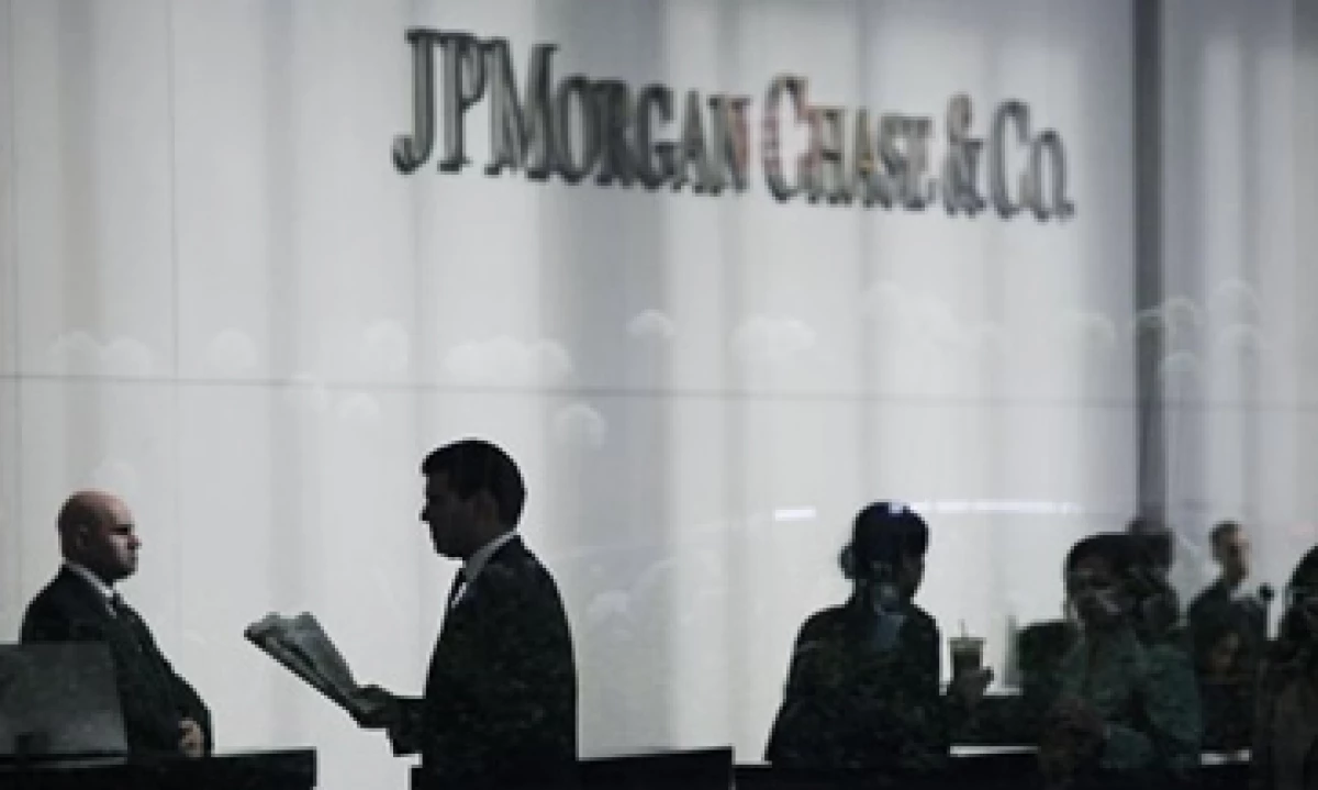 La oficina de inversiones de JPMorgan perdió 100 millones de dólares en el segundo semestre de 2011 por las operaciones con intereses netos negativos. (Foto: Reuters)