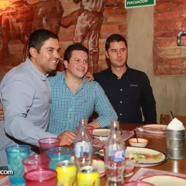 Gamaliel García,Cristóbal Orozco y Fernando Ousset