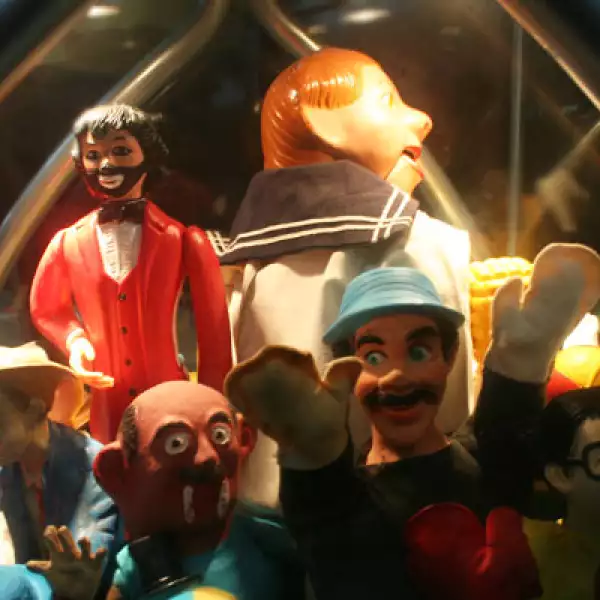 Eran comunes los juguetes de los personajes infantiles de moda como Cepillín.