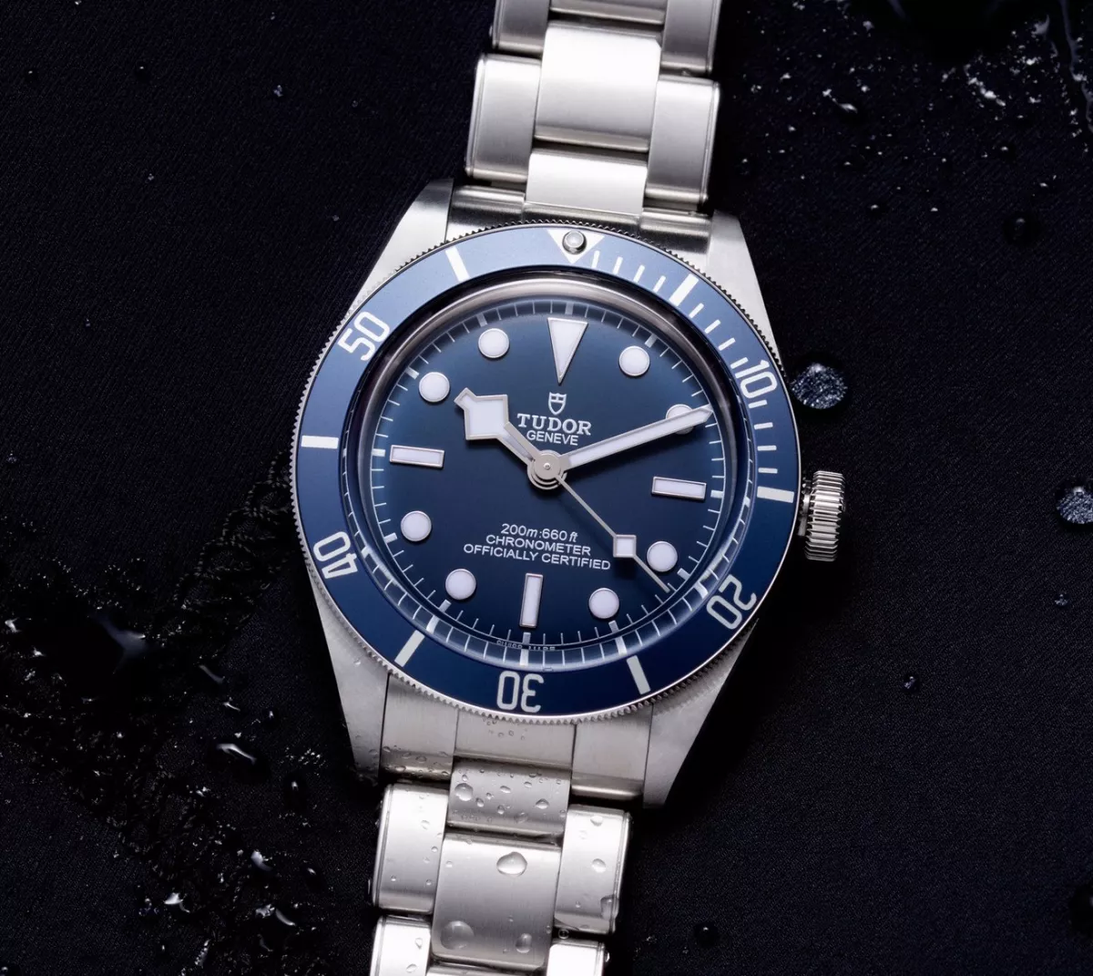 TudorBB58NavyBlue_01.jpg