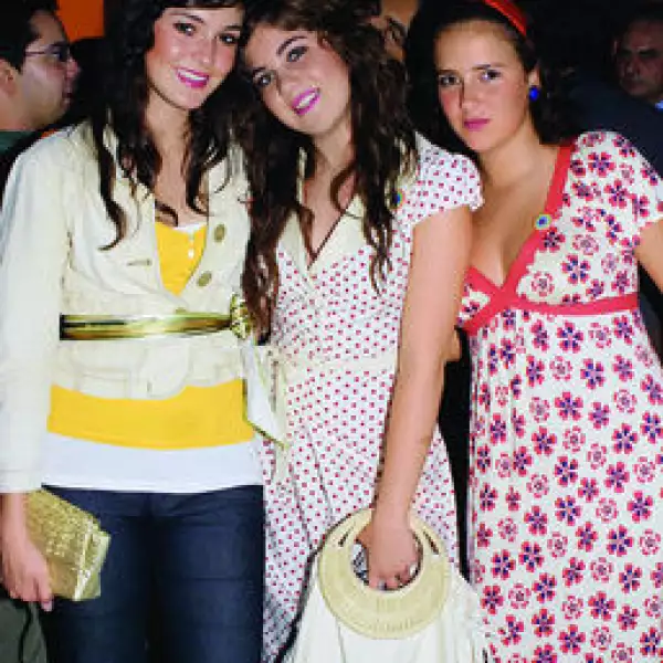 Alejandra Rivas, Nathy Eklemes, Andrea Núñez.