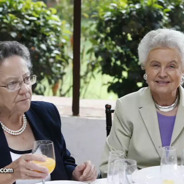 Amparo Aguilar y Conchita Corcuera