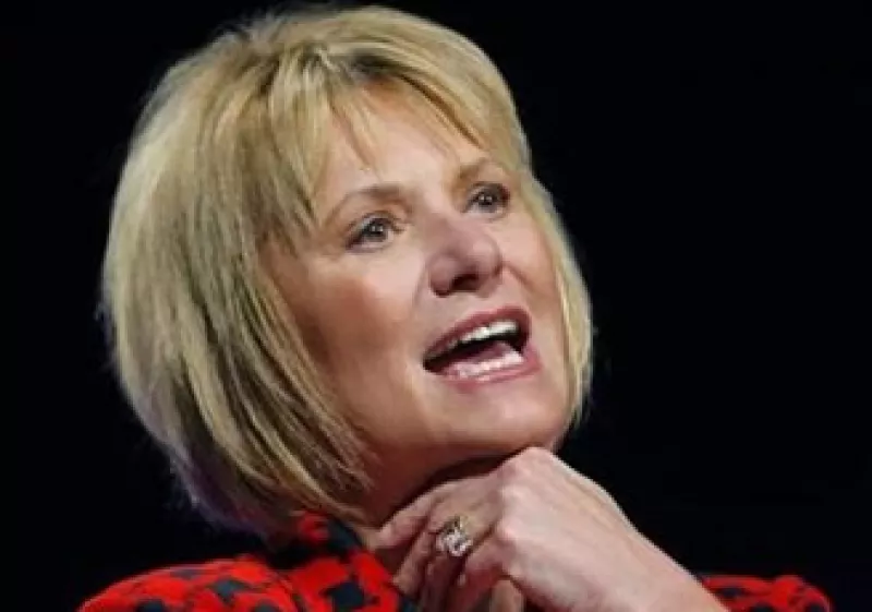 Carol Bartz, líder de Yahoo, dijo que a Steve Jobs le llevó 4 años levantar Apple. (Foto: Reuters)