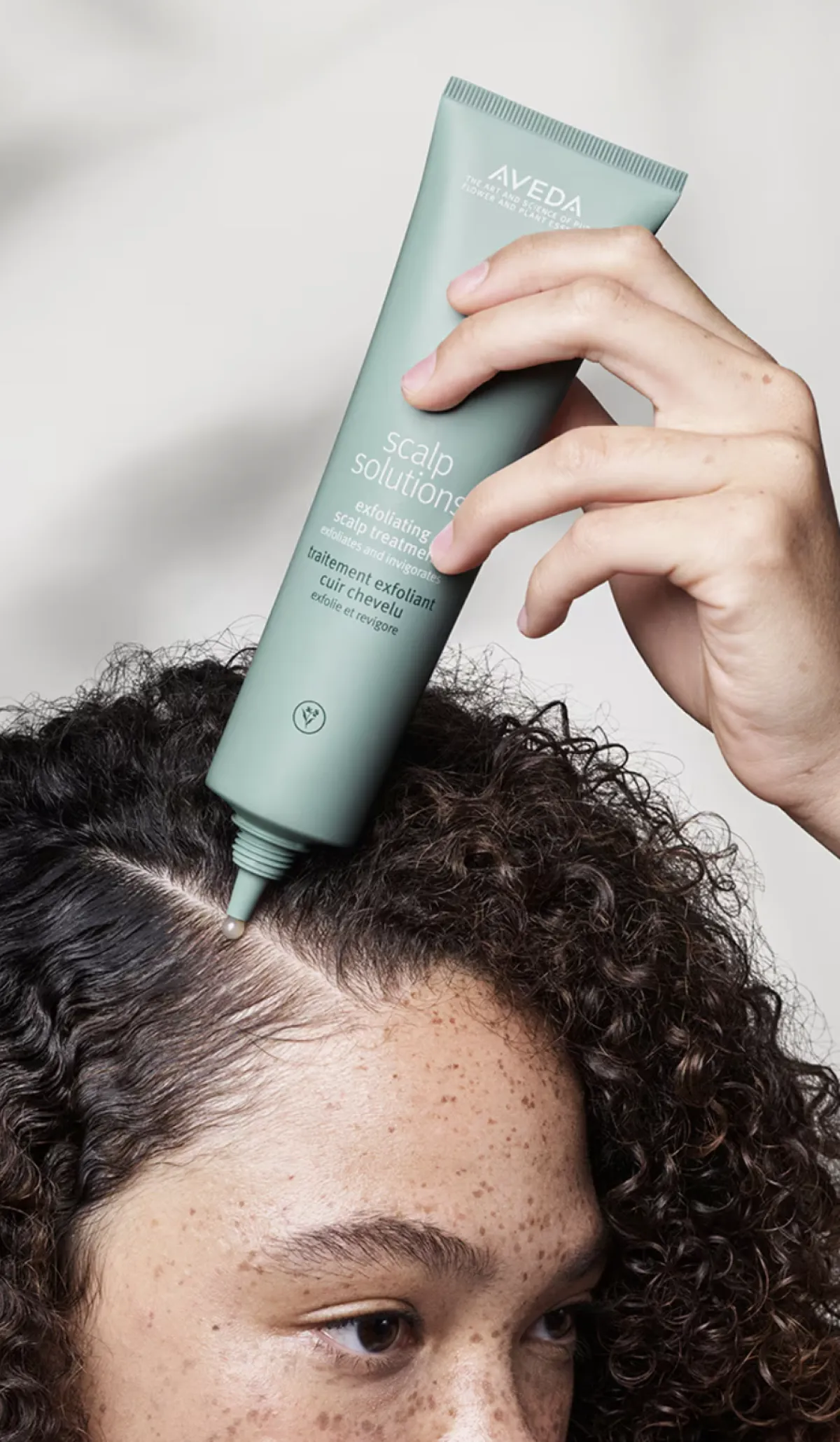 scalp scrub Aveda