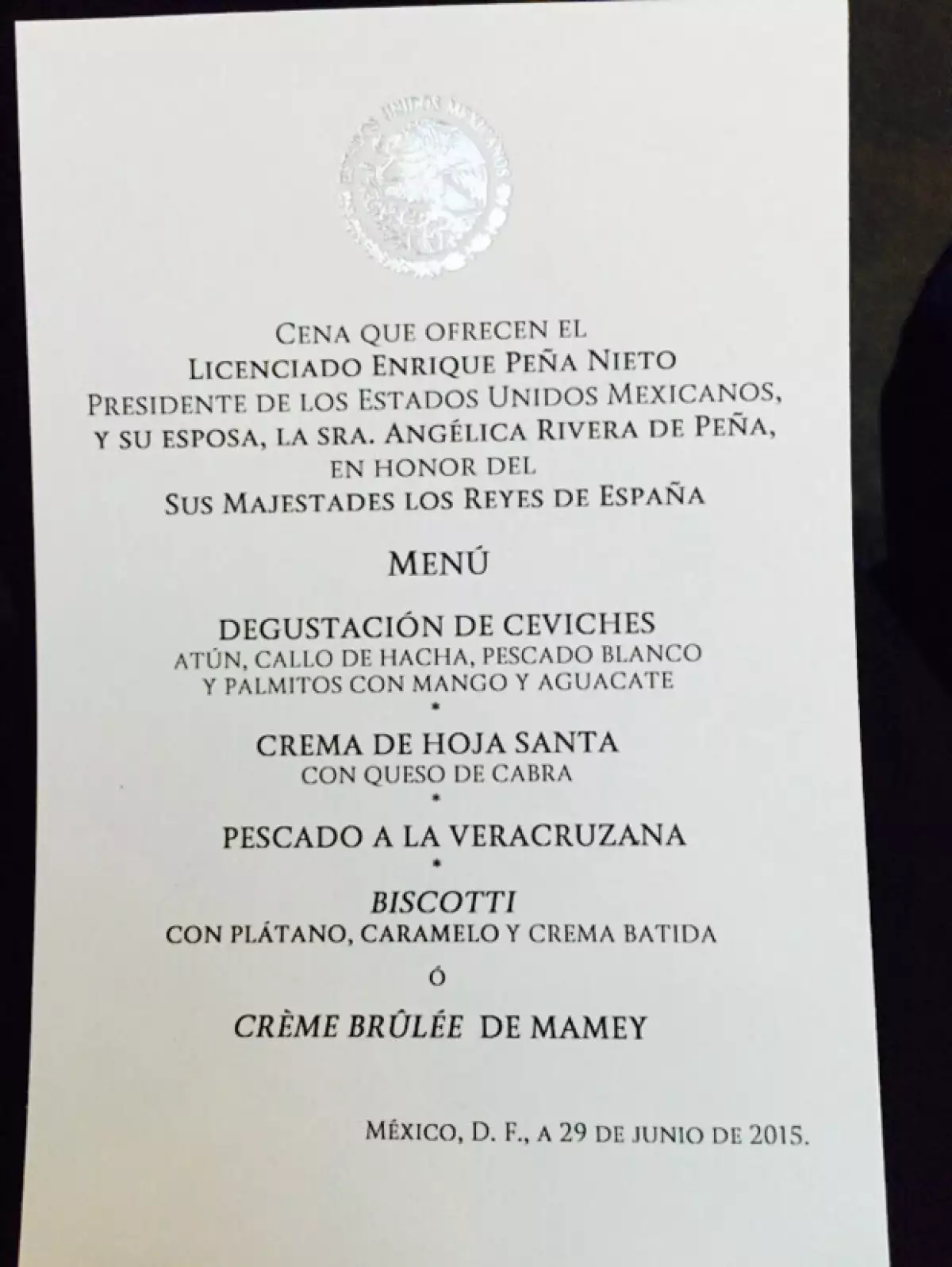 Este es el menú que se ofreció durante la cena gala en honor a los reyes de España.