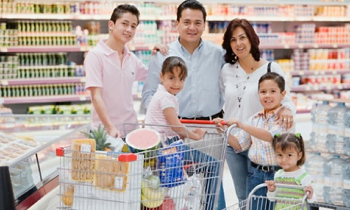 En agosto, las ventas iguales de Walmart retrocedieron 0.7%. (Foto: Getty Images)