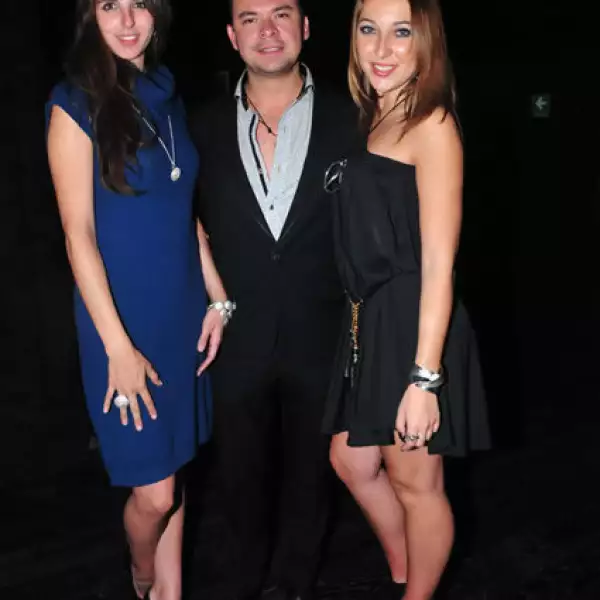 Mariana Wilhem,Mauricio Serrano,Claire Vuylsteke