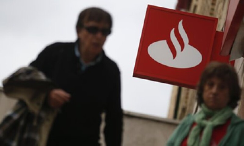 Santander busca aprovechar una recuperación del mercado de autos en EU. (Foto: Archivo)
