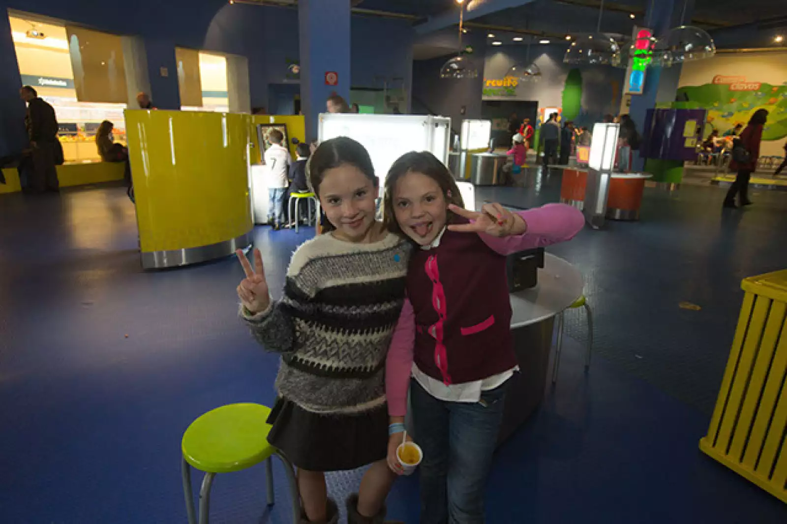 Roberta Curiel,María Joaquina Lozano