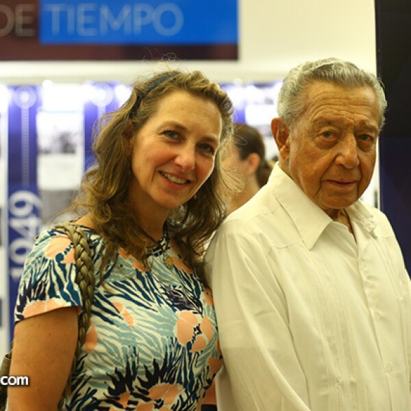 Miguel Alemán Velasco inauguró tributo a su padre Miguel Alemán Velasco inauguró tributo a su padre