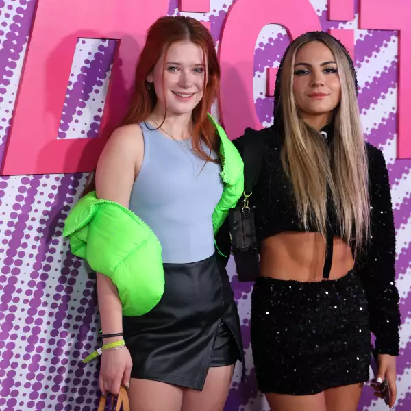 Constanza Landon y Samantha Coronel 