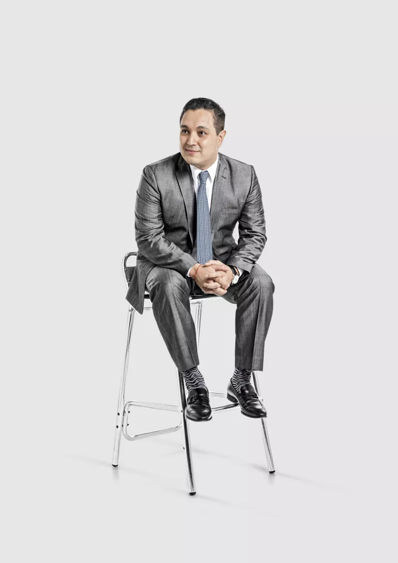 fue el primer comisionado ratificado por el Senado