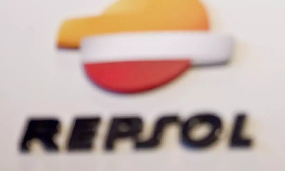 Repsol señaló además que sus cuentas trimestrales incluyeron una pérdida de 39 millones por la expropiación de su participación en YPF en Argentina. (Foto: AP)